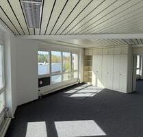 Büroräume Nürnberg Hafen - 9,00&nbsp;EUR Kaltmiete, ca.&nbsp; 9,00&nbsp;m&sup2; in Nürnberg (PLZ: 90451) Eibach