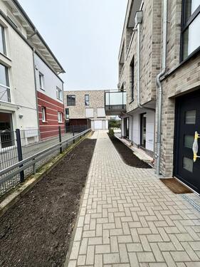 Foto - Neubau, Erstbezug 4 Zimmer Wohnung mit Balkon