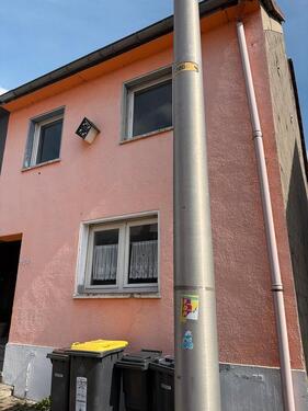 Foto - Einfamilienhaus - 99.000,00&nbsp;EUR Kaufpreis, ca.&nbsp; 150,00&nbsp;m&sup2;