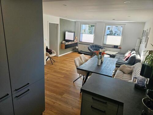 Foto - Hochwertig Sanierte 2 Zimmer Whg. mit Einbauküche und Garage