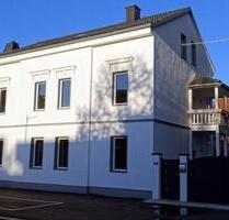 Mehrfamilienhaus mit drei Etagen und großem Garten - Zeitz