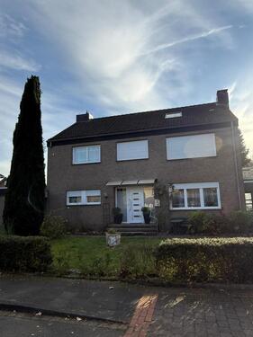 Foto - Großes Einfamilienhaus zum Leben als auch Kapitalanlage