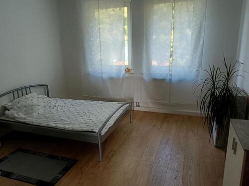 Foto - Ich biete 1 Zimmer an - 200,00&nbsp;EUR Kaltmiete, ca.&nbsp; 16,00&nbsp;m&sup2;