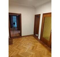 zu vermieten 5 ZKB - 950,00 EUR Kaltmiete, ca.  135,00 m² in Völklingen (PLZ: 66333)