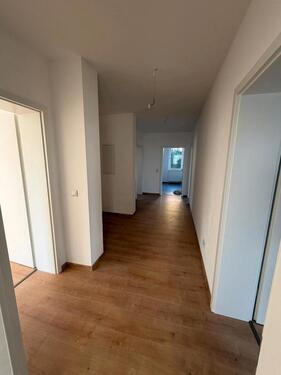 Foto - Frisch renovierte 4-Zimmer-Wohnung in DresdenKemnitz