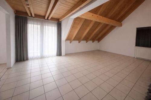 Foto - 3 Zimmer Maisonettewohnung mit Balkon, Kamin und EBK in Kelkheim