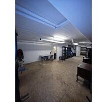 beheizter Lager-, Clubraum mit WC, Zugang über Treppe und TG - Augsburg Hochzoll