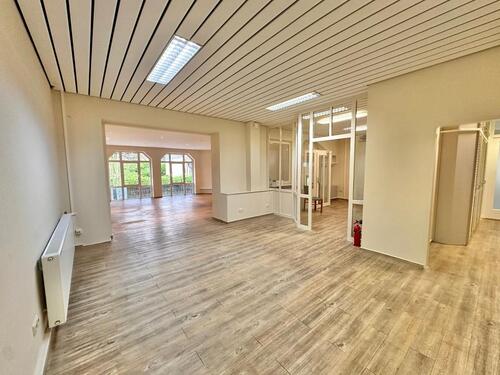 Foto - Von privat: attr. Büro-Praxisflächen in Stadtvilla im Zentrum