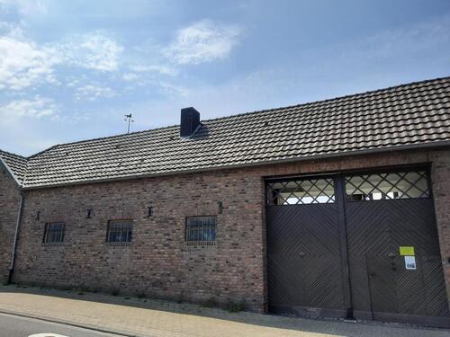 Foto - Stellplatz in alter Hofanlage in Pulheim-Sinthern!