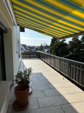 Foto - 4-Zimmer Wohnung Nähe Klinikum, mit Klimaanlage und großem Balkon