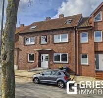 **Reserviert** Wohnglück an der Ems: Erdgeschosswohnung mit Blick aufs Wasser – bezugsfrei, mit Terrasse & Garage! - Haren (Ems)