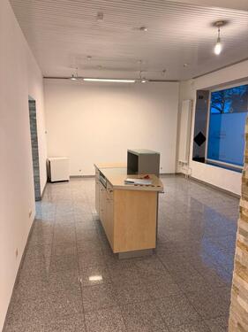 Foto - Helles Büro, Laden oderLager, Service, Handel,