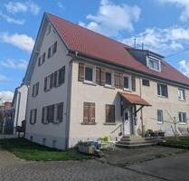 3Familienwohnhaus mit 2Garagen und angrenzender Scheune - Blaubeuren