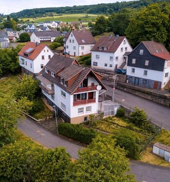 Foto - Frisch renovierte, helle Dachgeschosswohnung mit Balkon