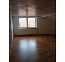 Dachwohnung - 570,00 EUR Kaltmiete, in Teuchern (PLZ: 06682)