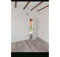 3 Zimmer Wohnung Nähe 57537 - 700,00&nbsp;EUR Kaltmiete, ca.&nbsp; 80,00&nbsp;m&sup2; in Wiehl (PLZ: 51674)