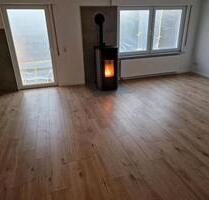 HausDoppelhaushälfte - 1.500,00&nbsp;EUR Kaltmiete, ca.&nbsp; 125,00&nbsp;m&sup2; in Reichshof (PLZ: 51580)