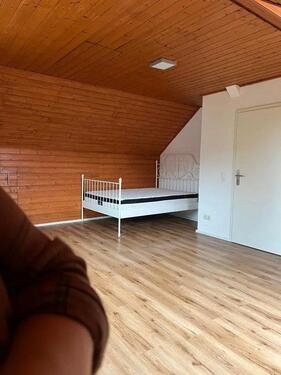 Foto - 1.5 Zimmer Dachgeschoßwohnung zur Miete in Bretten