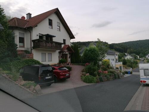 Foto - Einfamilien Haus mit Garten und Anliegerwohnung