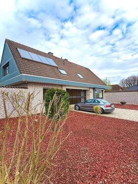 Foto - Großzügiges Einfamilienhaus in Bedburg - ohne Maklerprovison