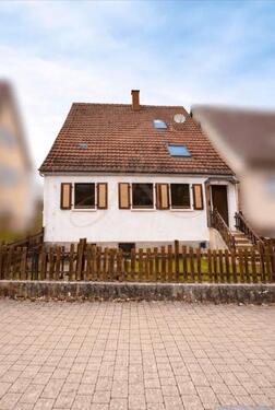 Foto - 7 Zimmer Mehrfamilienhaus, Wohnhaus zum Kaufen in Haiterbach