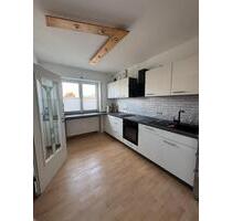 Großzügige 4-Zimmer-Wohnung mit Balkon - Weiherhammer