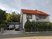 Foto - Mehrfamilienhaus - 320.000,00&nbsp;EUR Kaufpreis, ca.&nbsp; 196,00&nbsp;m&sup2;