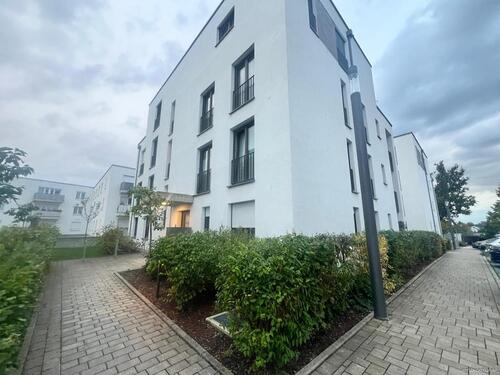 Foto - REMAX - 3-Zi-Wohnung mit Terrasse und Garten!