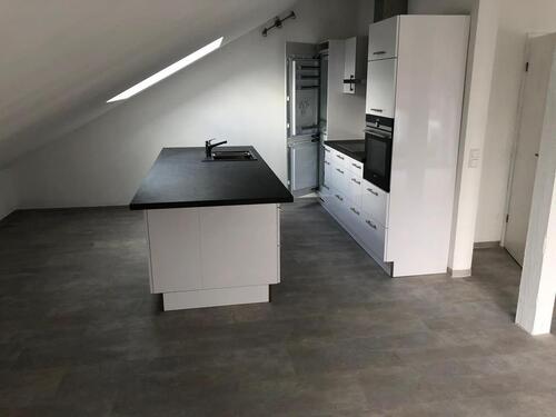 Foto - Vermietete Dachgeschosswohnung - 800,00&nbsp;EUR Kaltmiete, ca.&nbsp; 75,00&nbsp;m&sup2;