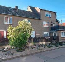 Großes Haus 254m2 mit Hof + Ferienwohnung oben mit Dachterrasse - Südharz