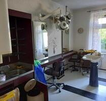 Friseursalon zu vermieten - 380,00 EUR Kaltmiete, in Selb (PLZ: 95100)