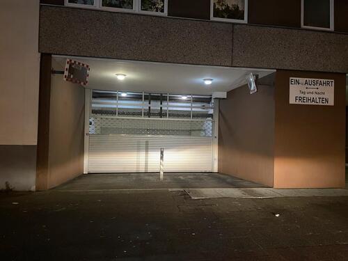 Foto - Tiefgarage Stellplatz vermieten in Köln Deutz 24h Zugang Lanxess