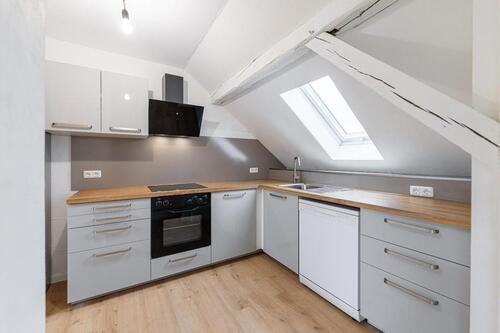 Foto - Wunderschöne 3 Zi Dachgeschoss Wohnung mit Balkon und Küche