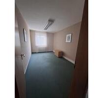 280 € WARM Kosmetikstudio, Büro oder Ähnliches - Hohenroth