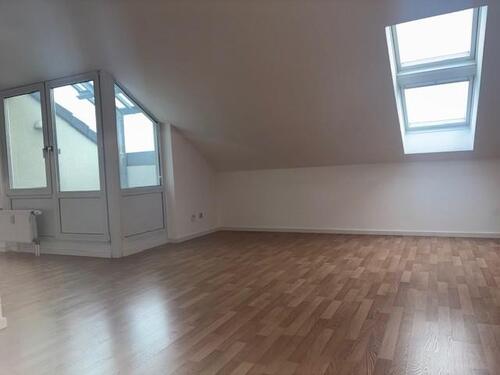 Foto - 3 Zimmer Dachgeschoßwohnung zur Miete in Hilden