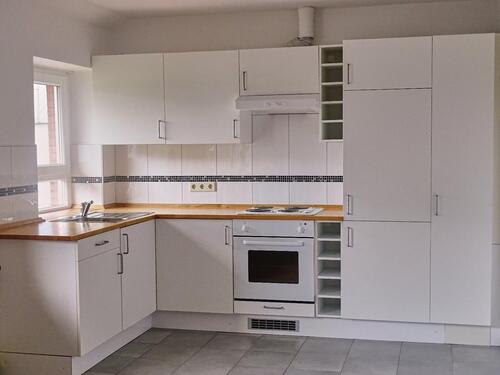 Foto - 2 Zi. Whg. 34 m² 480 € WM, EBK , begehbarer Kleiderschrank