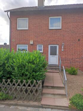 Foto - Reihenendhaus in Heide, zentrale Lage