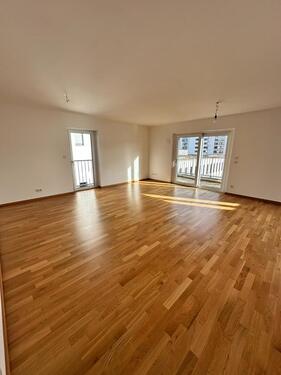 Foto - Traumhafte 3-Zimmer-Wohnung mit Balkon und Terrasse in München - 105 m² im Neubau
