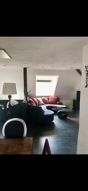 Foto - Helle offene Dachgeschosswohnung