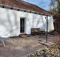 2 Zimmer Küche Duschbad WC zwei Terrassen ca 1200qm eingezäunten - Friedland