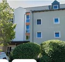 2-Zimmer Obergesch-Whg, nähe Klinikum, Balkon, Aufzug, ohne Prov. - Ingolstadt