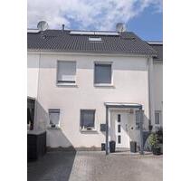 Reihenmittelhaus, Garten, PKW Plätze, EBK Braunschweig Waggum