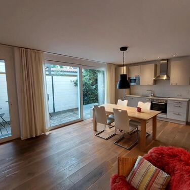 Foto - Exklusive 2 Zimmer Wohnung, 60528 Niederrad beim DFB, ehem.Rennb.
