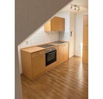 2 Zimmer Dachgeschoss Wohnung - 950,00&nbsp;EUR Kaltmiete, ca.&nbsp; 68,00&nbsp;m&sup2; in Heilbronn (PLZ: 74080) Böckingen
