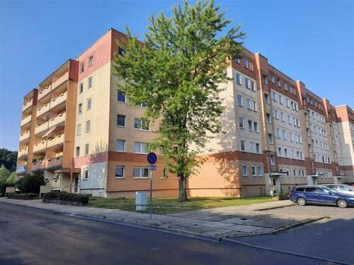 Foto - 4 helle Wohnräume mit Balkon! Sie renovieren und sparen für einen Monat die Kaltmiete