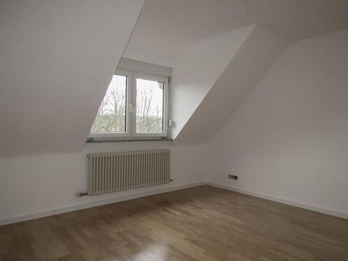 Foto - 2 Zimmer Dachgeschoßwohnung in Sulzbach (Taunus)