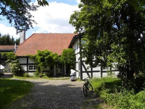 Foto - Ehemalige GaststätteSeminarzentrum mit Potential im Grünen