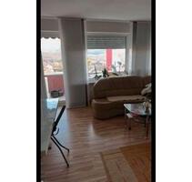 Attraktive 2-Zimmer-Wohnung mit Süd-Balkon in zentraler Lage - Taunusstein
