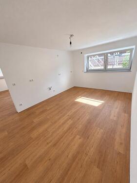 Foto - 2-Zimmer-Wohnung im 1. OG – Erstbezug nach kompletter Sanierung