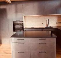 Chalet Wohnung - 1.500,00&nbsp;EUR Kaltmiete, ca.&nbsp; 155,00&nbsp;m&sup2; in Bidingen (PLZ: 87651)